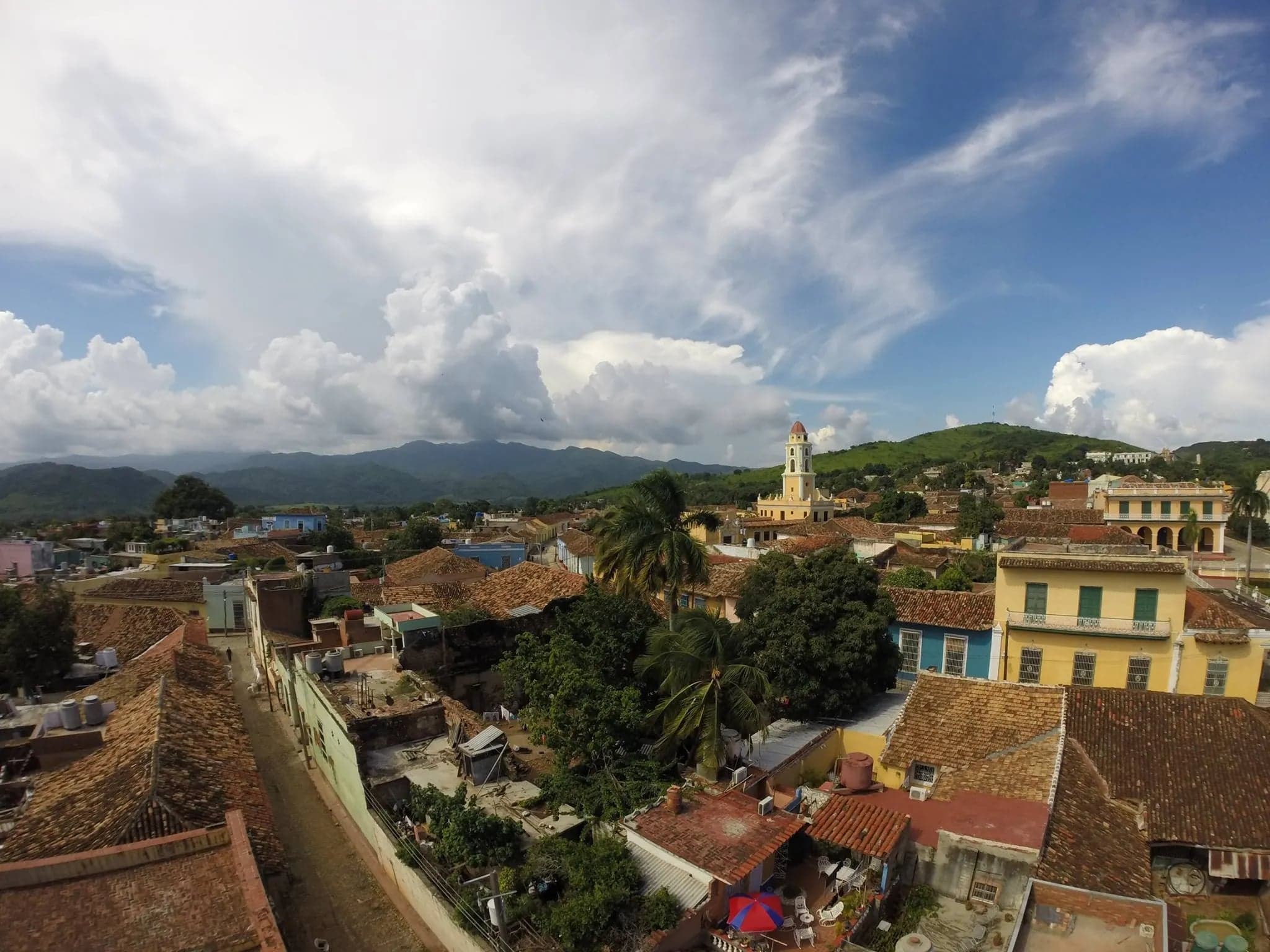 1 ljZ 2GK2 MDGLn1ZseVPBA 21.8117N 79.9843W