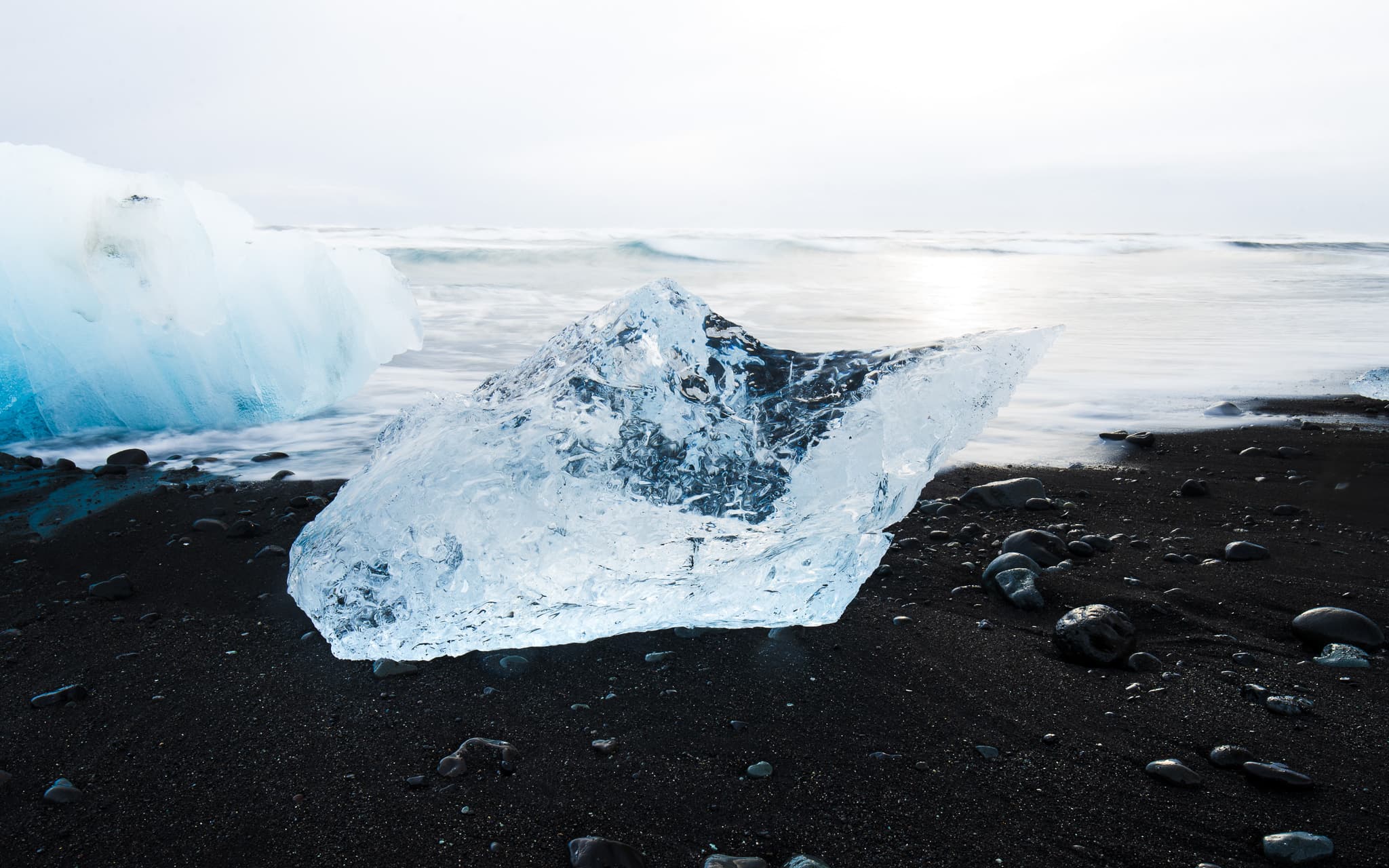 CNR01772 64.0531N 16.1791W