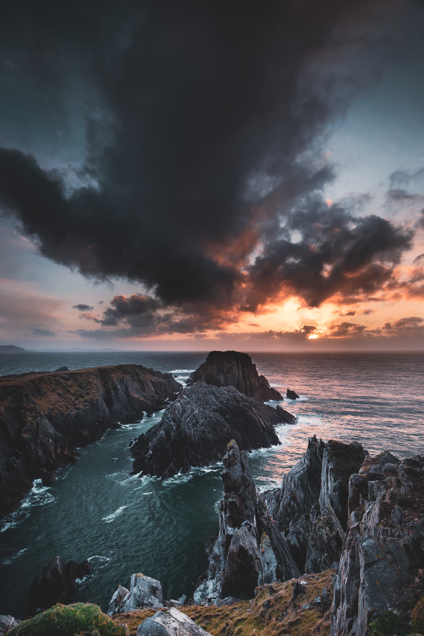 CNR03674 HDR 55.3817N 7.3709W